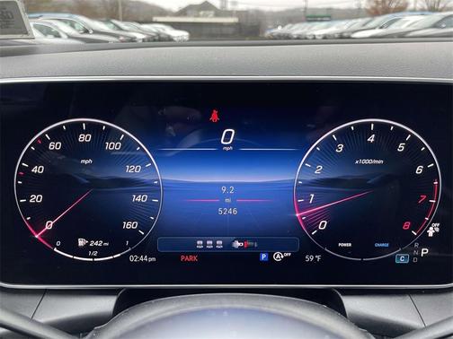 2025 Mercedes-Benz GLC 300 