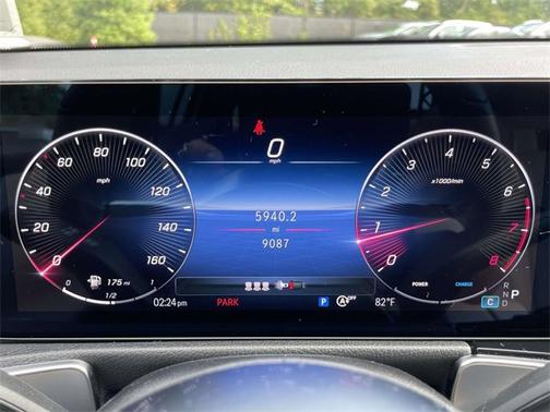 2025 Mercedes-Benz GLB 250 4MATIC