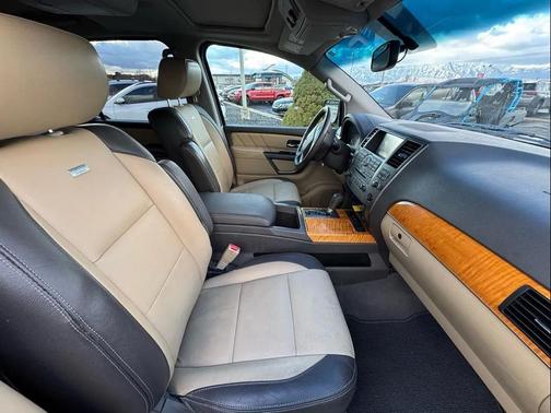 2015 Nissan Armada Platinum