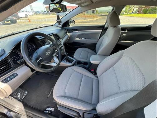 Phantom Black 2020 Hyundai ELANTRA SEL