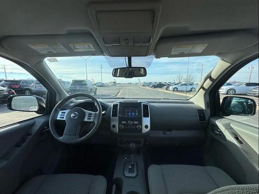 2021 Nissan Frontier SV