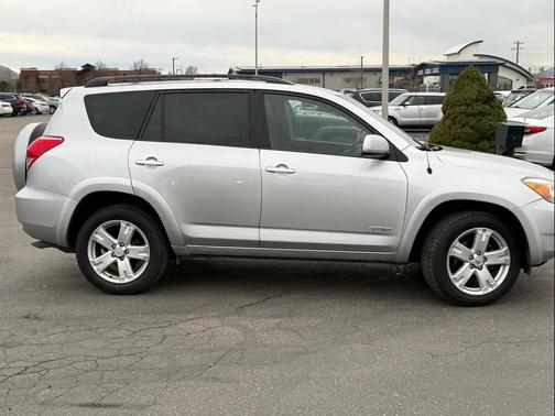 2007 Toyota RAV4 Sport