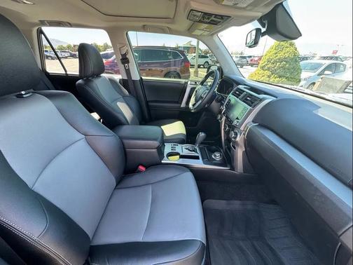 2020 Toyota 4Runner SR5 Premium