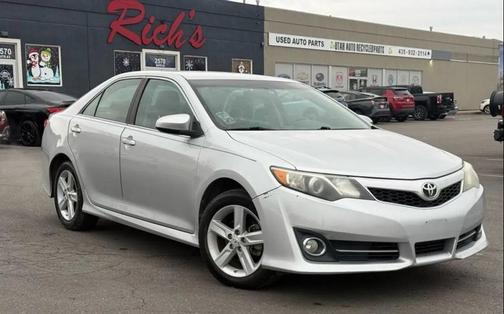 2013 Toyota Camry SE