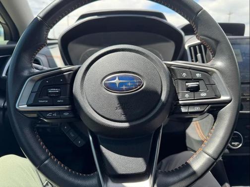 Ice Silver Metallic 2021 Subaru Crosstrek Limited