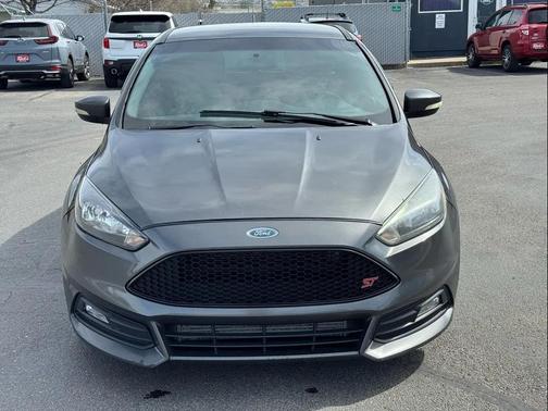Magnetic 2017 Ford Focus ST