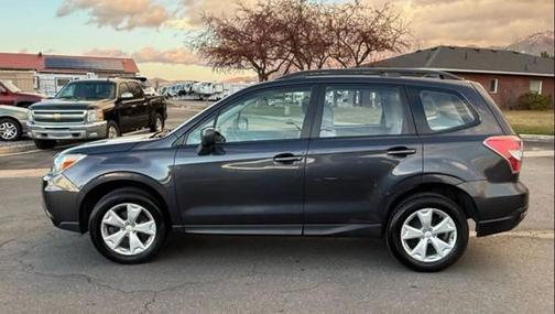 2016 Subaru Forester 2.5i