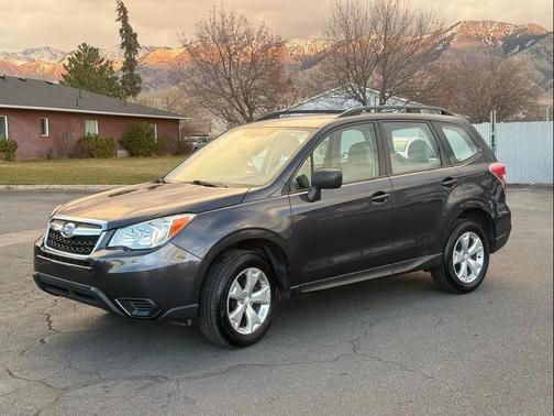 2016 Subaru Forester 2.5i
