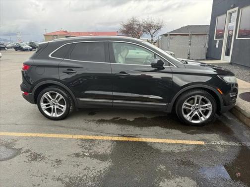 2015 Lincoln MKC Base