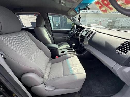 2015 Toyota Tacoma Base