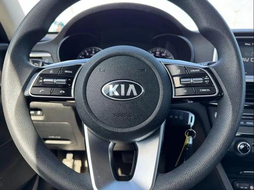 Horizon Blue 2019 Kia Optima LX