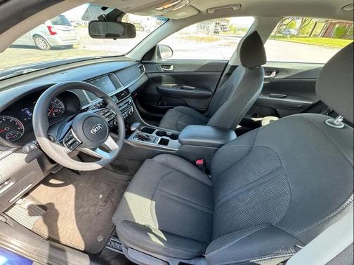 Horizon Blue 2019 Kia Optima LX