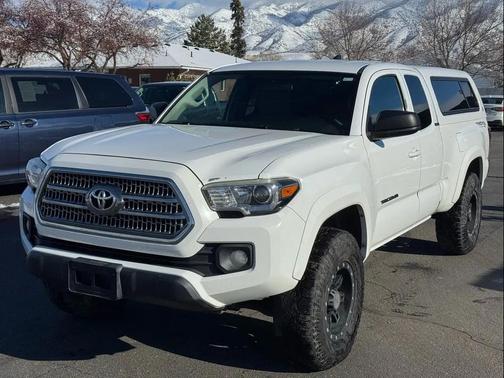 2016 Toyota Tacoma SR5