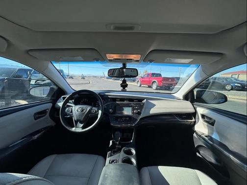 2016 Toyota Avalon XLE