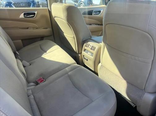 2020 Nissan Pathfinder SV 4WD
