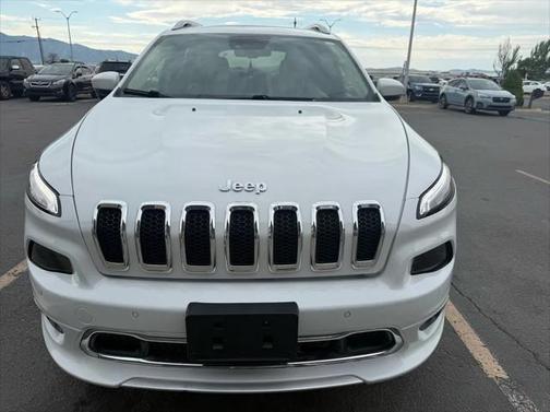 2017 Jeep Cherokee Overland