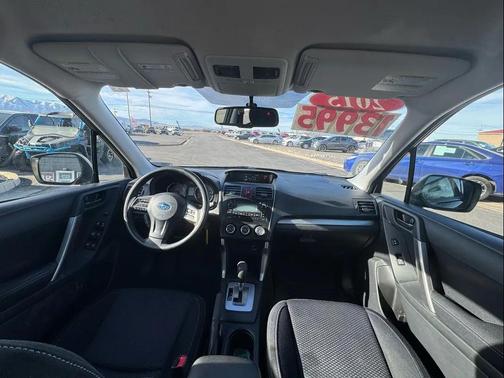 2015 Subaru Forester 2.5i