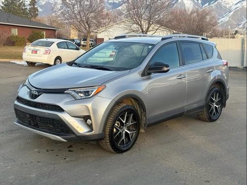 2016 Toyota RAV4 SE