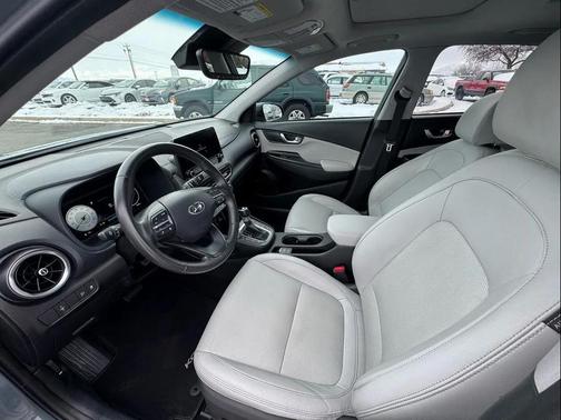 2022 Hyundai KONA Limited