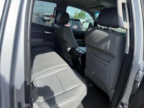 2010 Toyota Tundra Grade