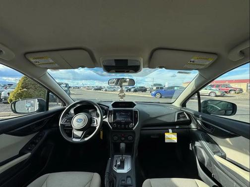 2017 Subaru Impreza 2.0i