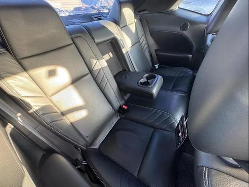 2015 Dodge Challenger SRT 392