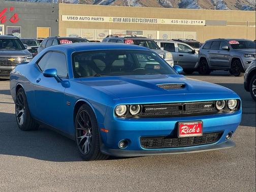 2015 Dodge Challenger SRT 392