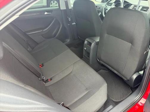 2015 Volkswagen Jetta 2.0L S