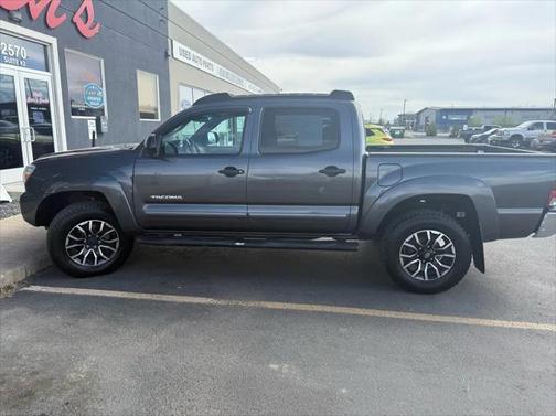 2015 Toyota Tacoma Base