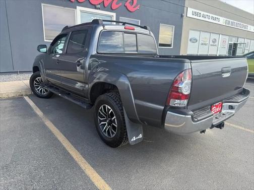 2015 Toyota Tacoma Base