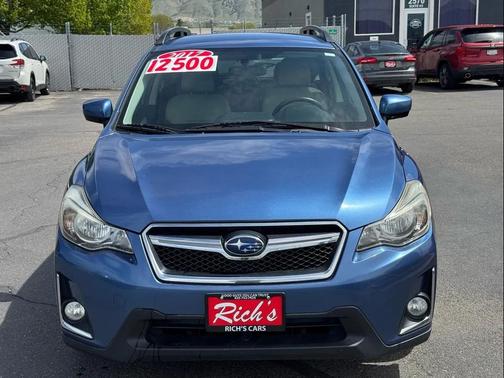Quartz Blue Pearl 2017 Subaru Crosstrek 2.0i Premium