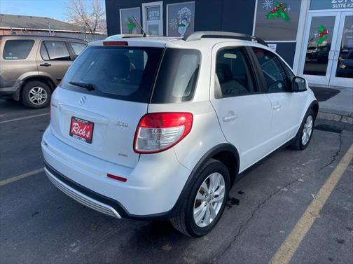 2012 Suzuki SX4 Premium