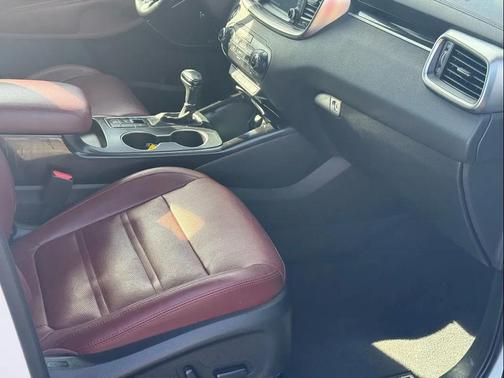 2017 Kia Sorento SX