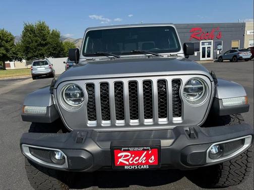 2020 Jeep Gladiator Overland