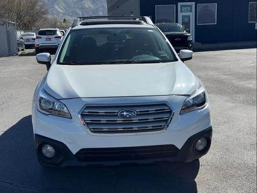 Crystal White Pearl 2015 Subaru Outback 2.5i Limited