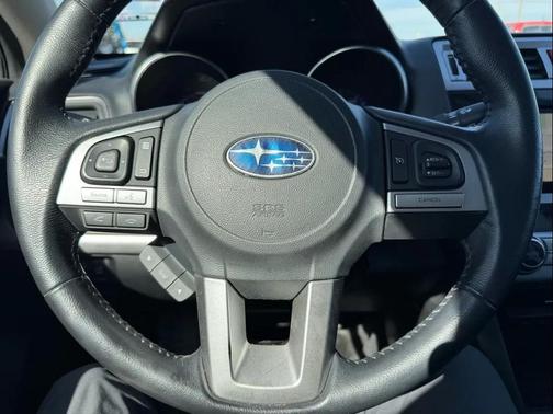 Crystal White Pearl 2015 Subaru Outback 2.5i Limited