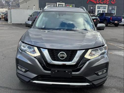 2020 Nissan Rogue SL