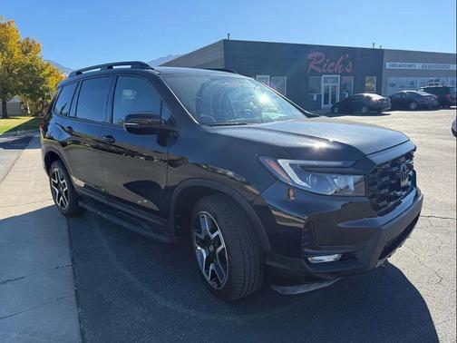 2022 Honda Passport AWD Elite