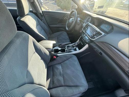 2017 Honda Accord EX