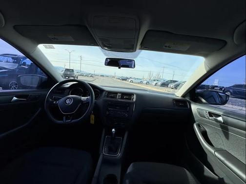 2015 Volkswagen Jetta 2.0L S