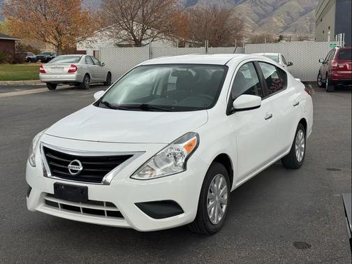 2016 Nissan Versa 1.6 SV