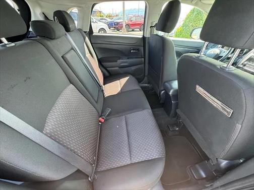 2017 Mitsubishi Outlander Sport 2.0 ES