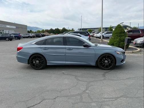 Sonic Gray Pearl 2022 Honda Accord Sport 1.5T