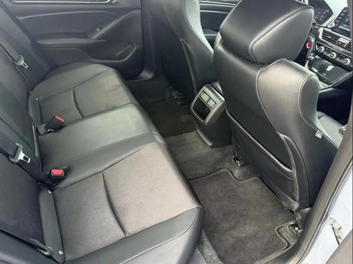 Sonic Gray Pearl 2022 Honda Accord Sport 1.5T