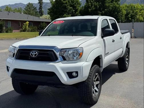 Super White 2015 Toyota Tacoma Base
