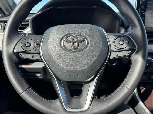 2020 Toyota RAV4 Limited