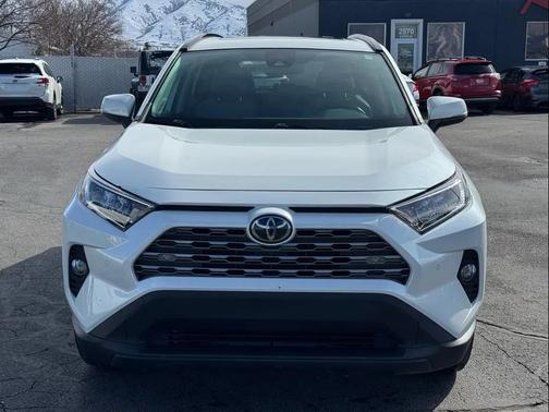 2020 Toyota RAV4 Limited