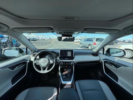 2020 Toyota RAV4 Limited