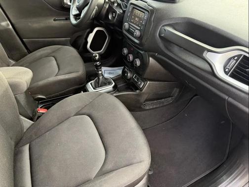 2018 Jeep Renegade Sport