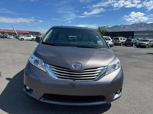 2015 Toyota Sienna XLE Premium
